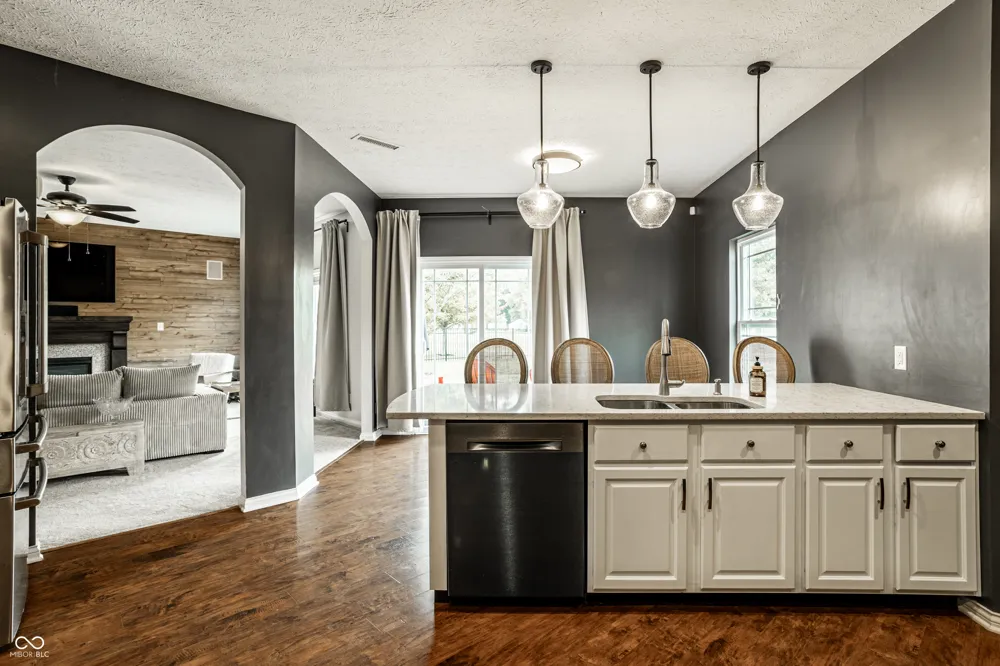 7675 Winding Lake Drive S Noblesville, IN 46062
