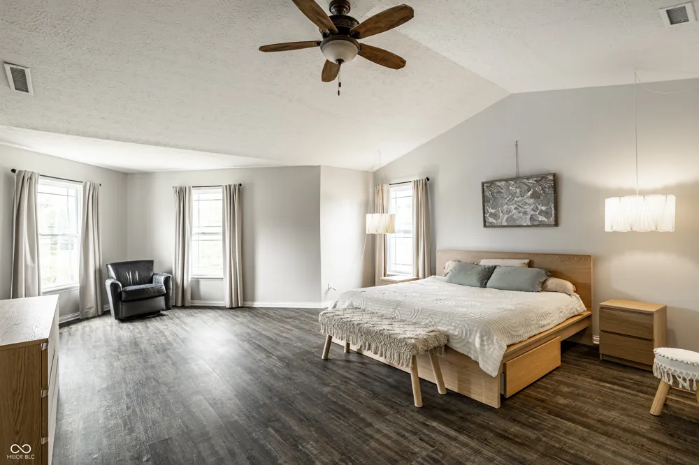 7675 Winding Lake Drive S Noblesville, IN 46062
