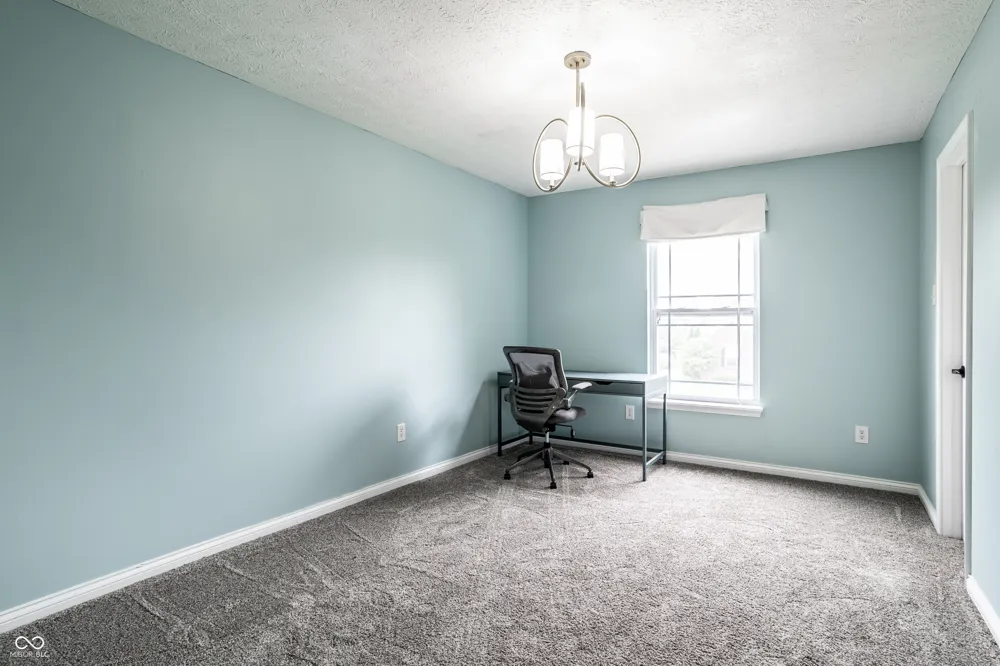 7675 Winding Lake Drive S Noblesville, IN 46062