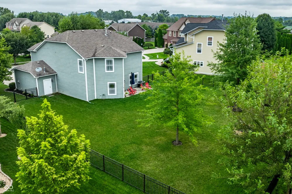 7675 Winding Lake Drive S Noblesville, IN 46062