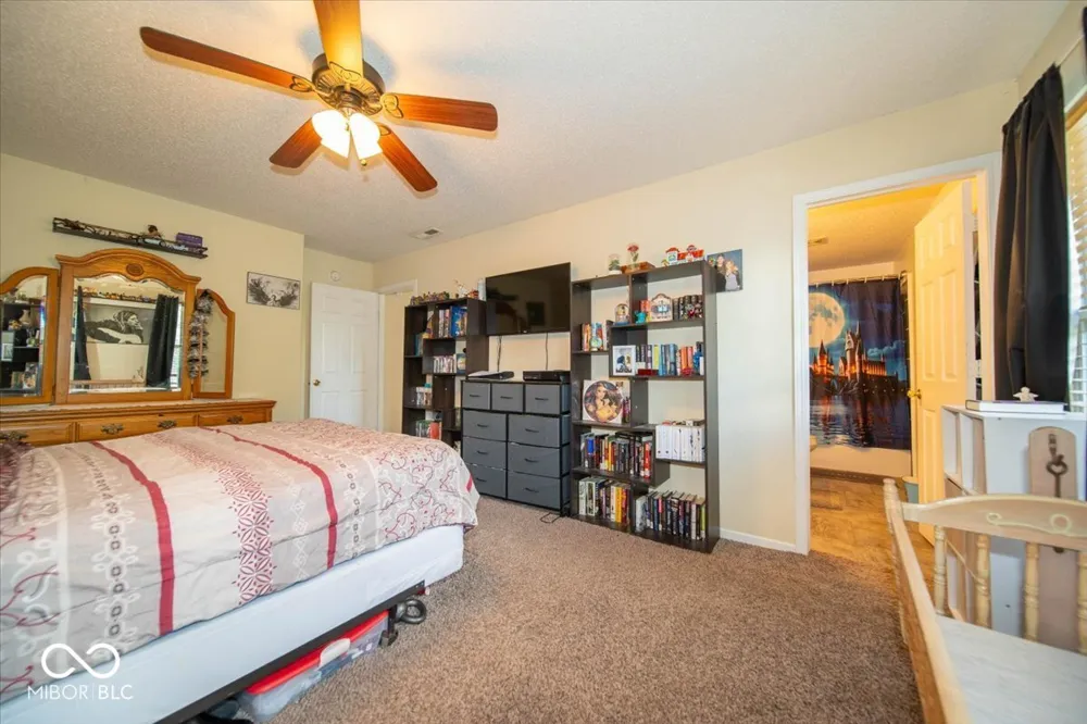 2122 Bridlewood Drive Franklin, IN 46131