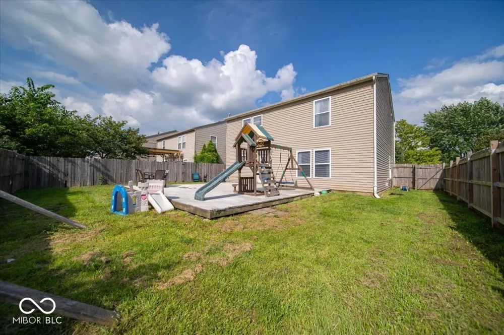 2122 Bridlewood Drive Franklin, IN 46131