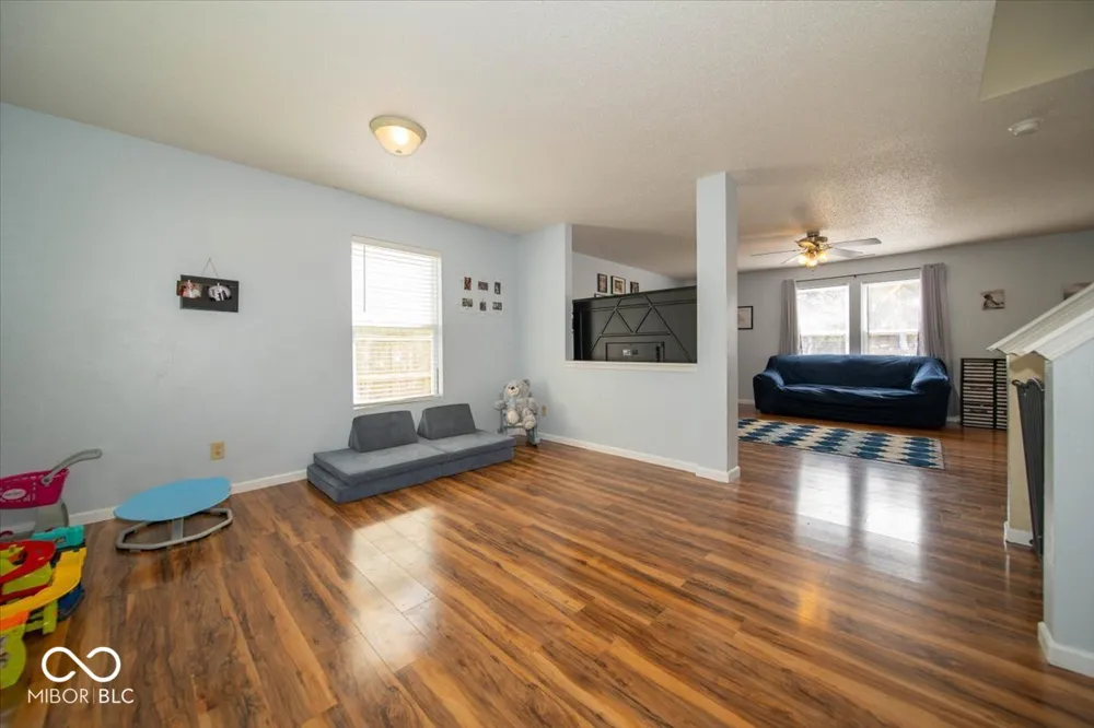 2122 Bridlewood Drive Franklin, IN 46131
