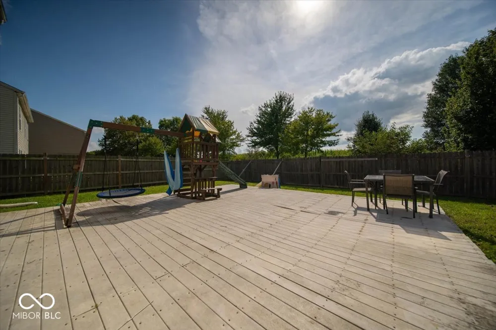 2122 Bridlewood Drive Franklin, IN 46131