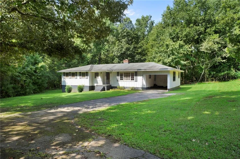 797 Seabolt Road Locust Grove, GA 30248