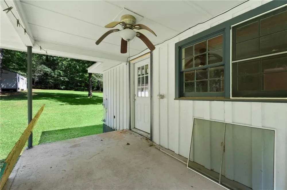 797 Seabolt Road Locust Grove, GA 30248