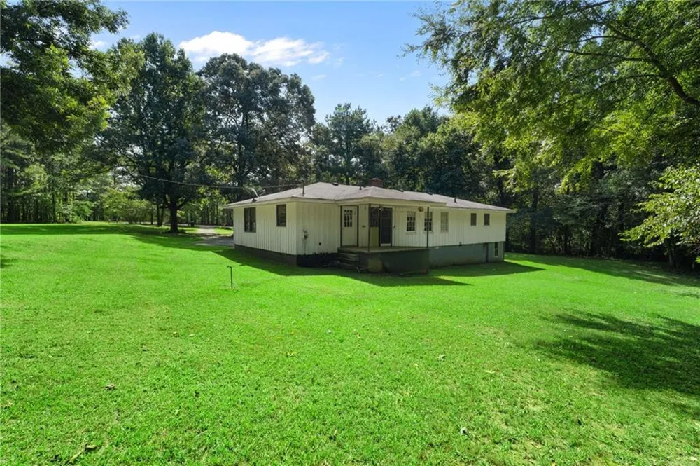 797 Seabolt Road Locust Grove, GA 30248