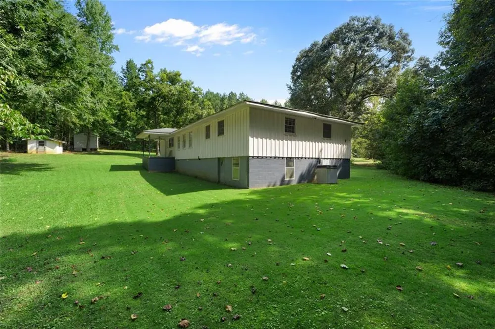 797 Seabolt Road Locust Grove, GA 30248