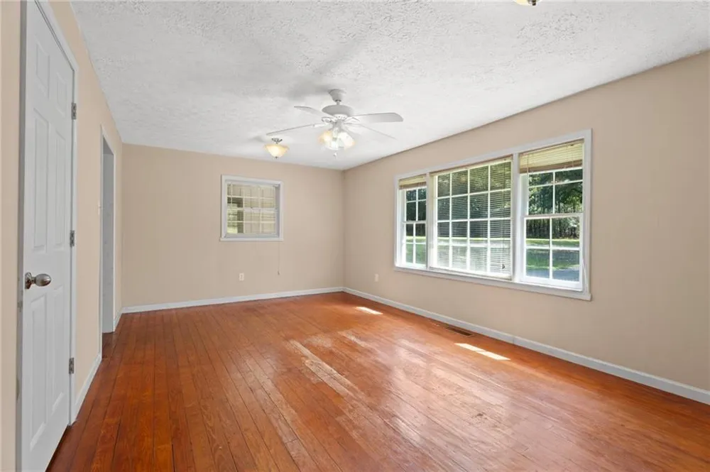 797 Seabolt Road Locust Grove, GA 30248