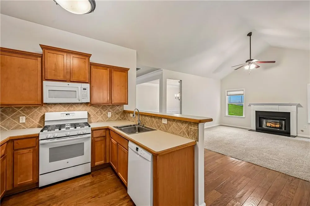 261 Potomac Drive Dallas, GA 30132