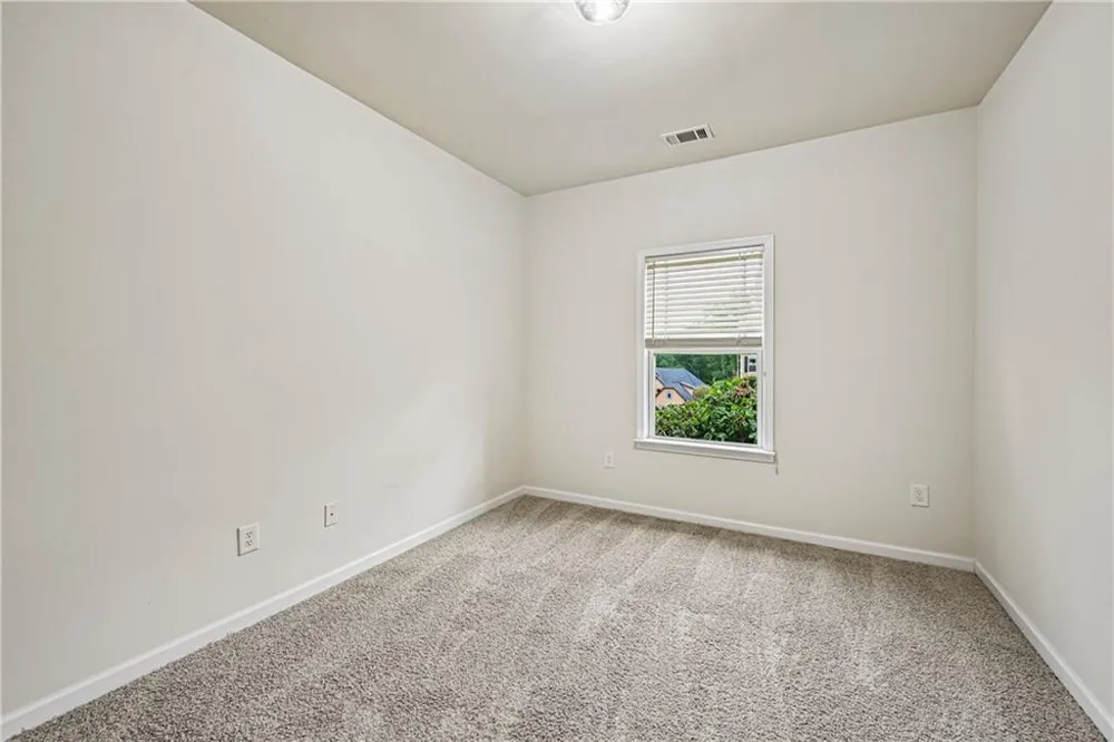261 Potomac Drive Dallas, GA 30132