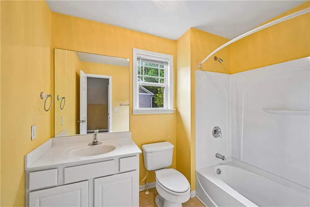 261 Potomac Drive Dallas, GA 30132