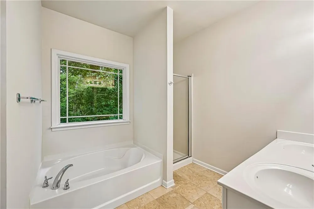 261 Potomac Drive Dallas, GA 30132