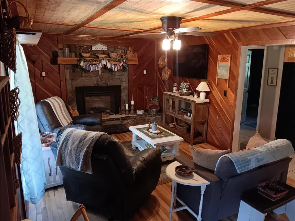 575 Turner Road Cleveland, GA 30528