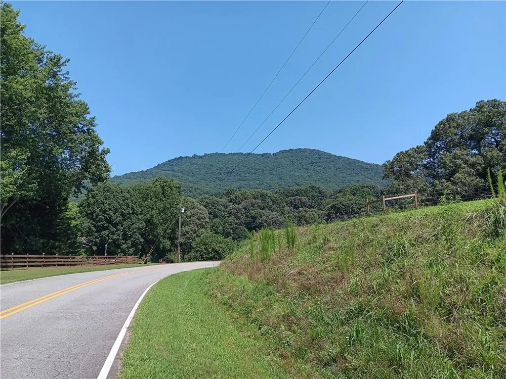 575 Turner Road Cleveland, GA 30528