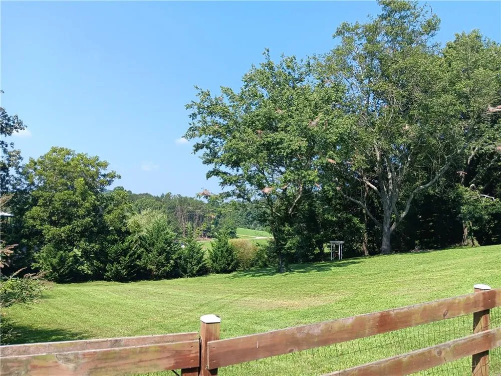 575 Turner Road Cleveland, GA 30528