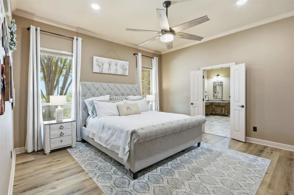 2010 Woodland Hills Lane Weatherford, TX 76087