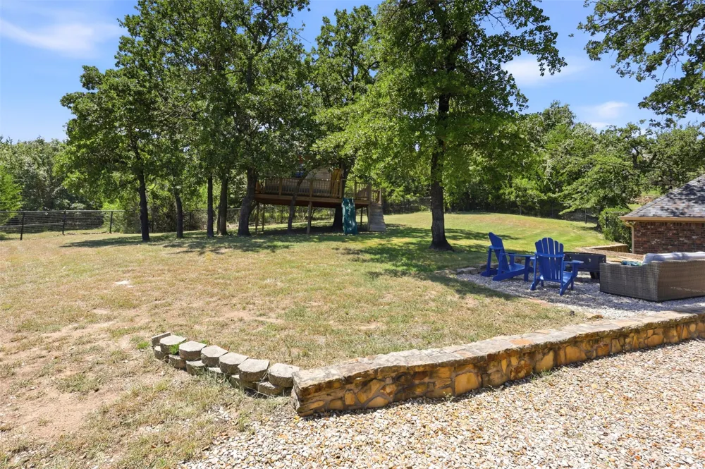 2010 Woodland Hills Lane Weatherford, TX 76087