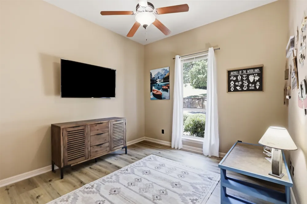 2010 Woodland Hills Lane Weatherford, TX 76087