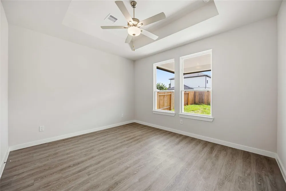 1218 Lilly Lane Bellville, TX 77418