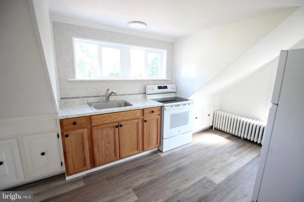 201 E DELAWARE AVENUE Wilmington, DE 19809