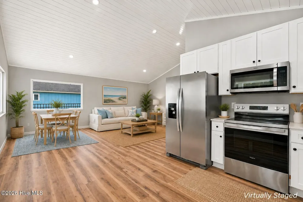 157 Long Pond Loop Swansboro, NC 28584