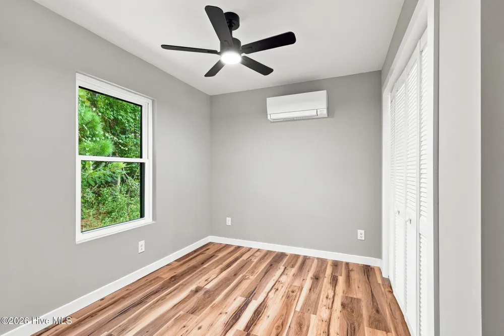 161 Long Pond Loop Swansboro, NC 28584