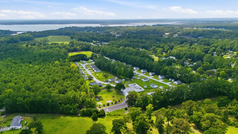 165 Long Pond Loop Swansboro, NC 28584