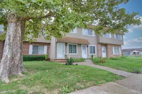 468 Riverbend Drive