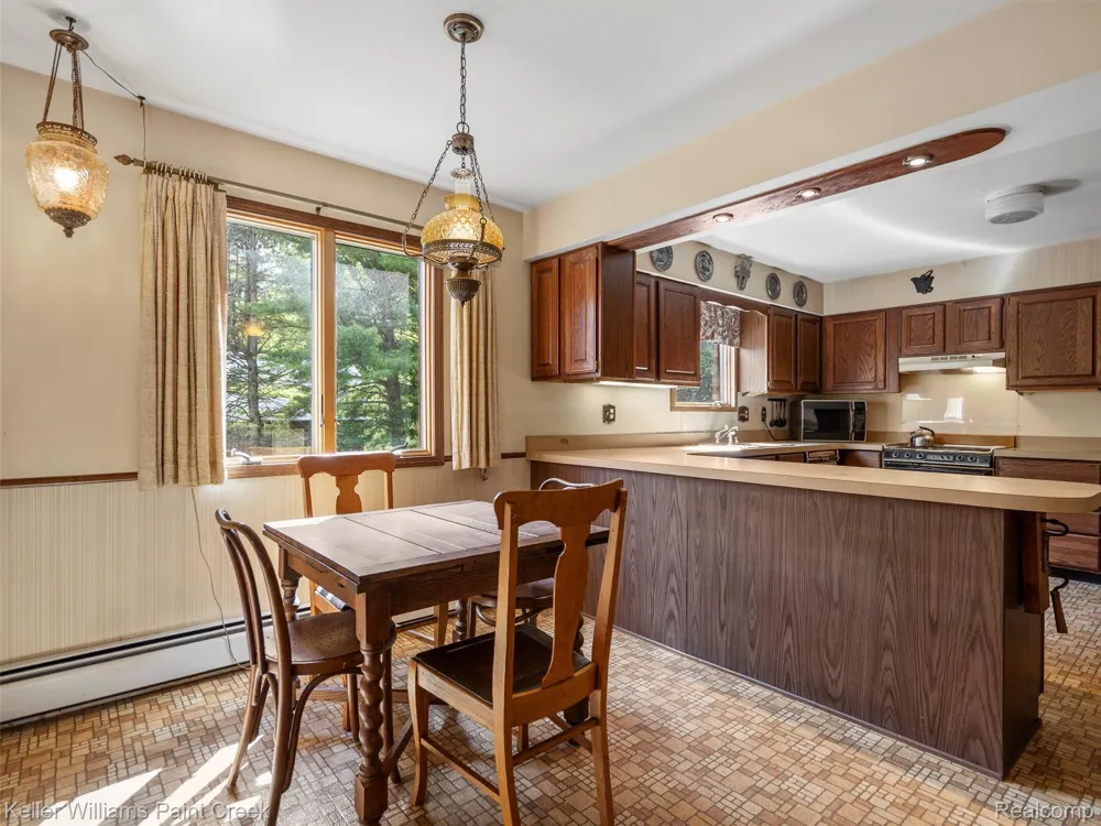 5500 Seymour Lake Road Brandon Charter Township, MI 48371