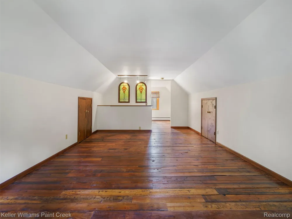 5500 Seymour Lake Road Brandon Charter Township, MI 48371