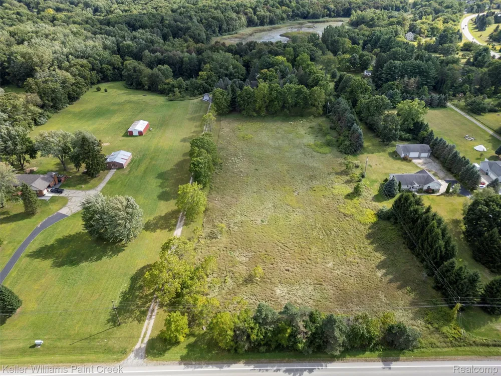 5500 Seymour Lake Road Brandon Charter Township, MI 48371