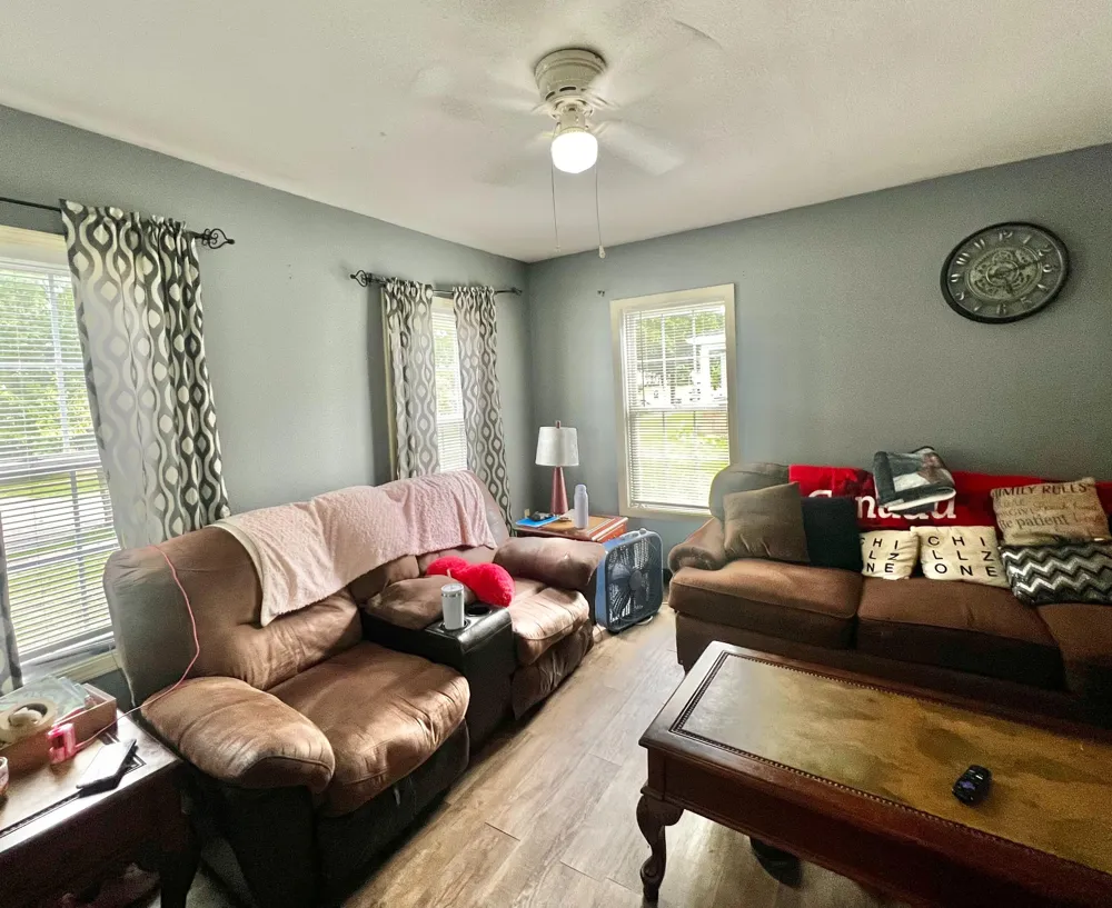 72 Budlong Street Hillsdale City, MI 49242