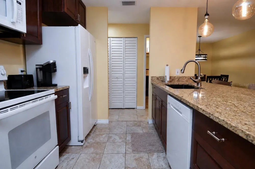 3001 58TH AVENUE S #1014 St Petersburg, FL 33712