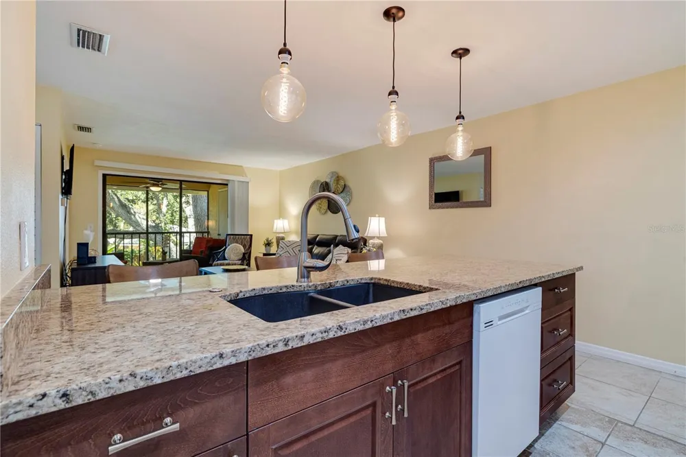 3001 58TH AVENUE S #1014 St Petersburg, FL 33712