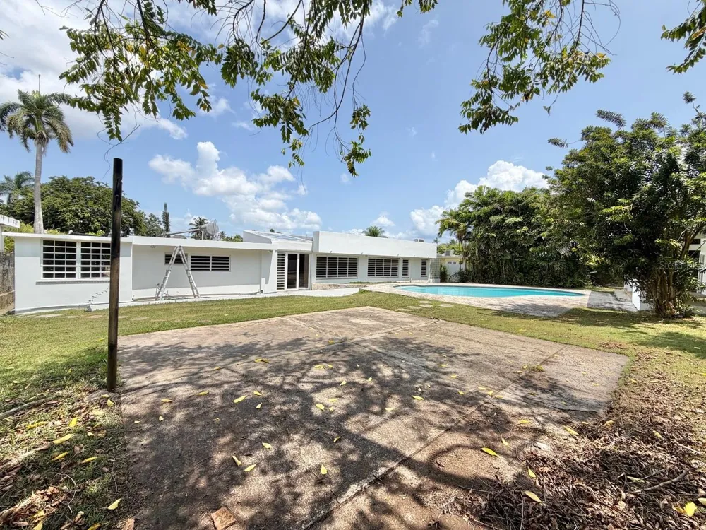 1709 CALLE LILAS San Juan, PR 00927