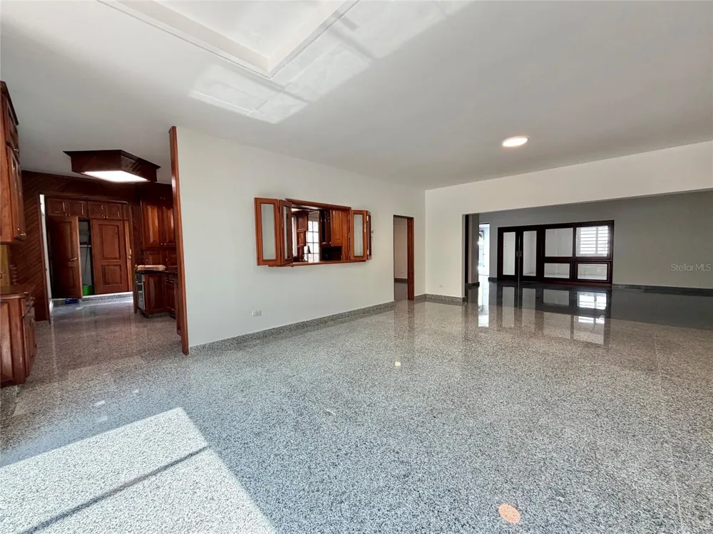 1709 CALLE LILAS San Juan, PR 00927