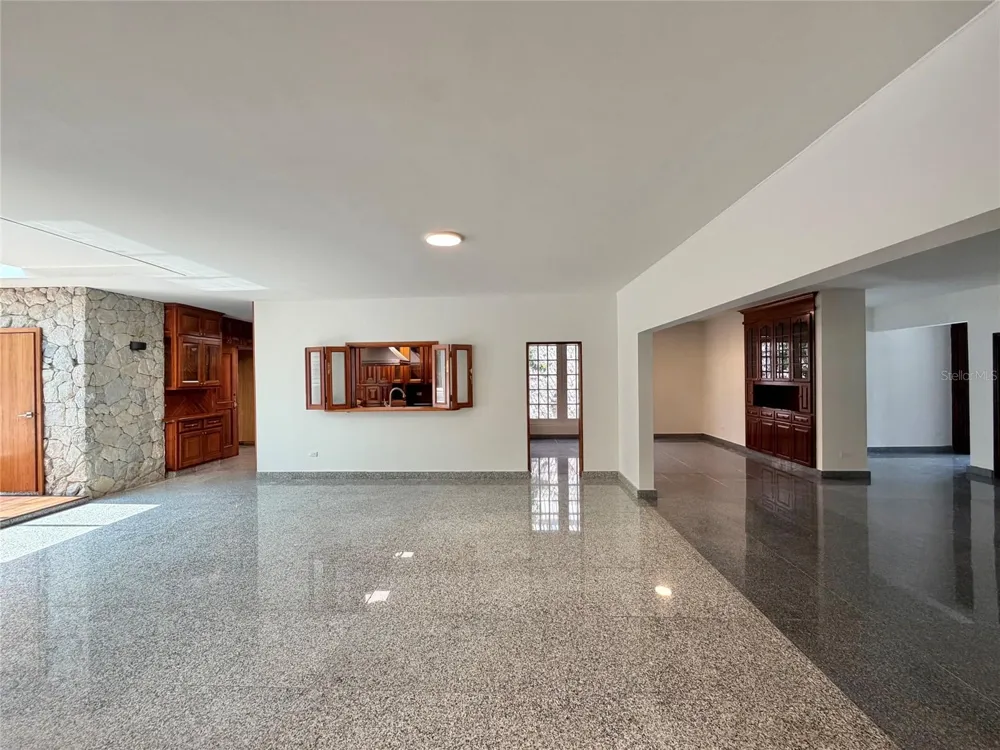 1709 CALLE LILAS San Juan, PR 00927