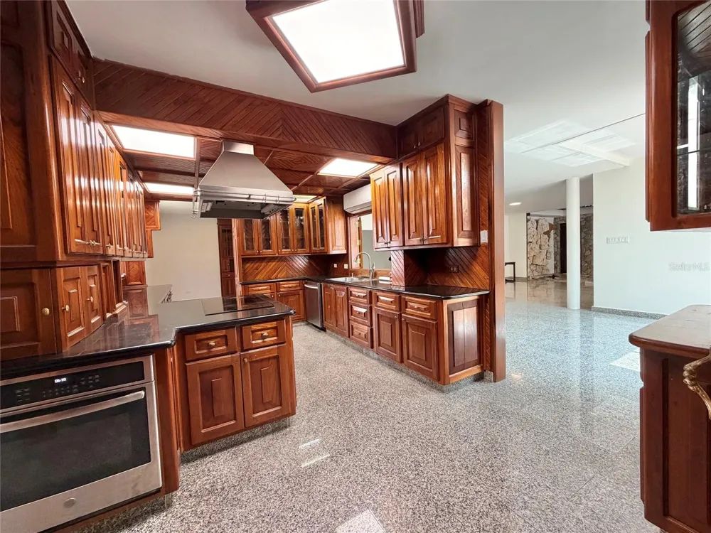 1709 CALLE LILAS San Juan, PR 00927