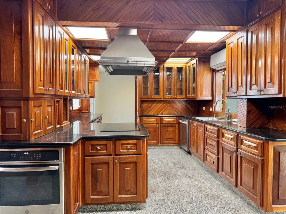 1709 CALLE LILAS San Juan, PR 00927