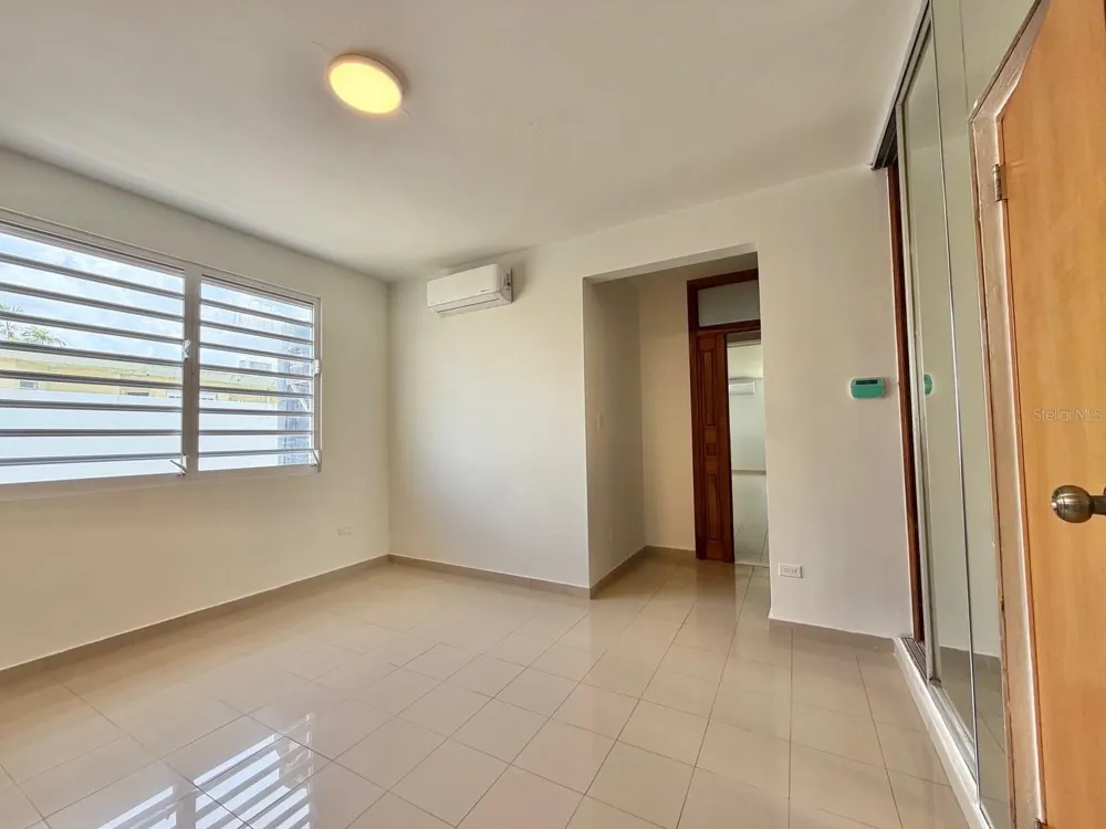 1709 CALLE LILAS San Juan, PR 00927