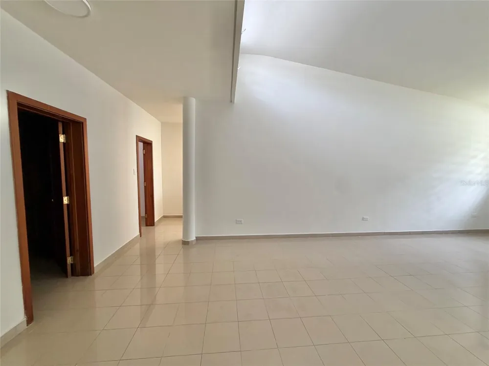 1709 CALLE LILAS San Juan, PR 00927