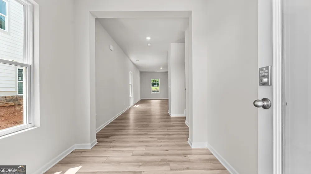 5249 Gainesville ST Flowery Branch, GA 30542