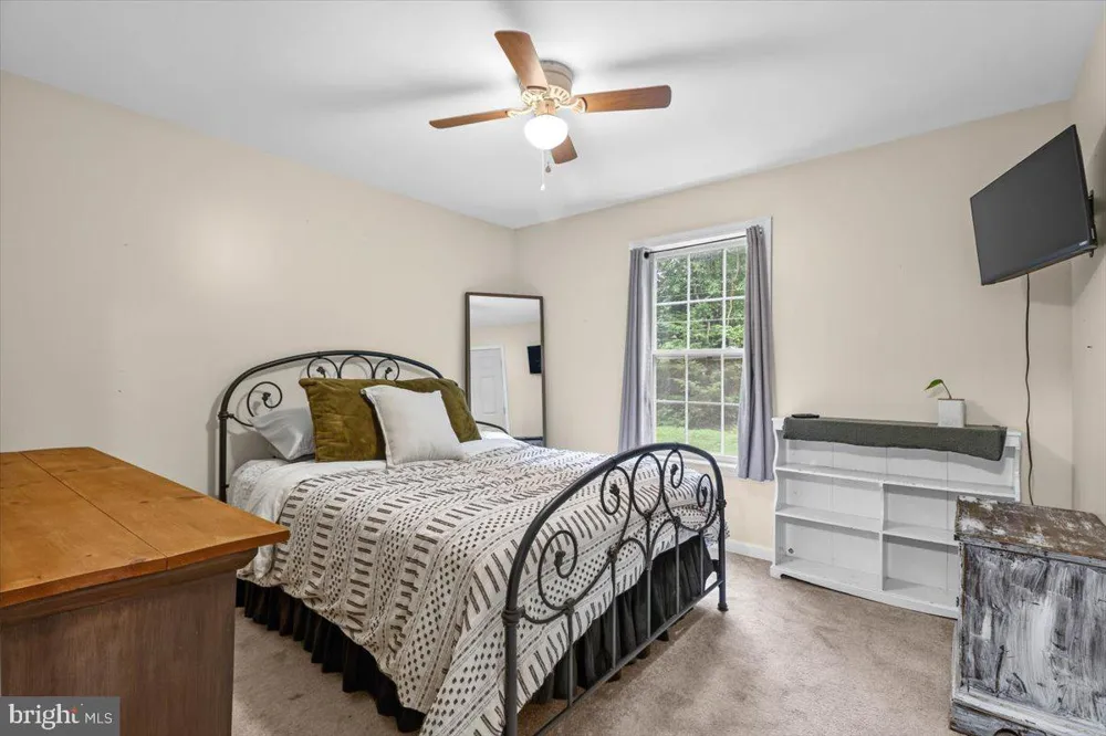 12 HOLIDAY DRIVE White Haven, PA 18661