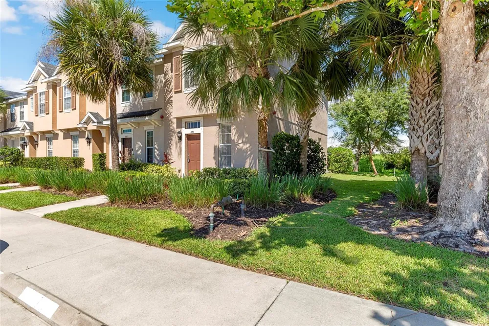 1170 GRANTHAM DRIVE Sarasota, FL 34234