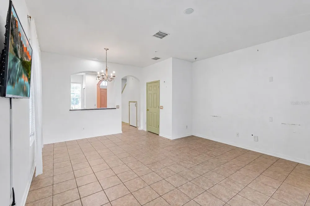 1170 GRANTHAM DRIVE Sarasota, FL 34234