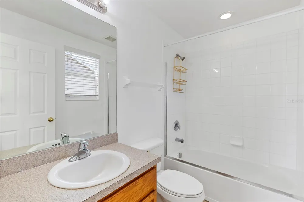 1170 GRANTHAM DRIVE Sarasota, FL 34234
