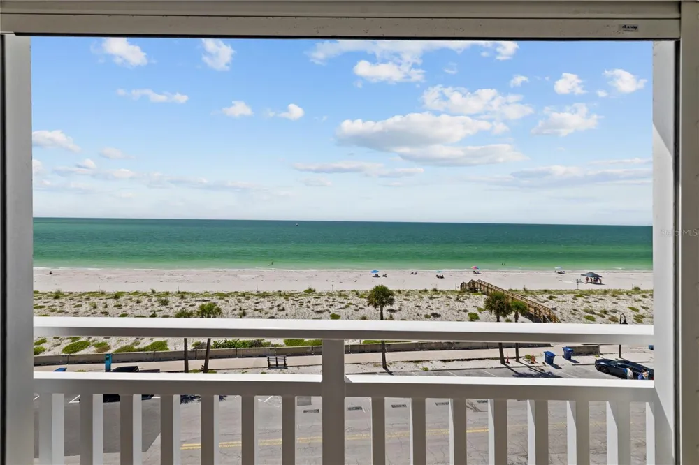 555 GULF WAY #6S St Pete Beach, FL 33706