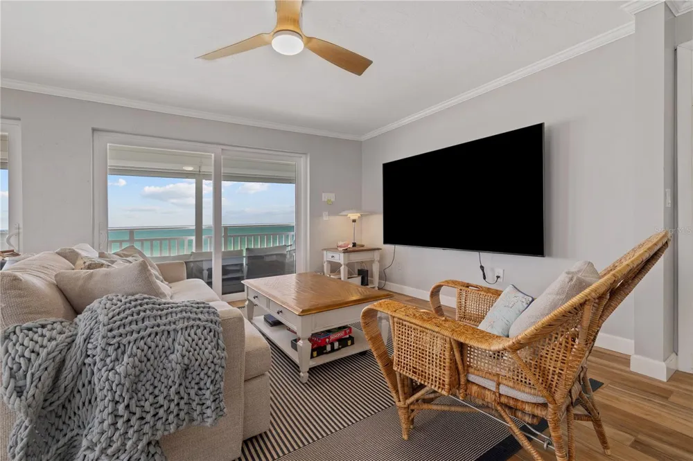 555 GULF WAY #6S St Pete Beach, FL 33706