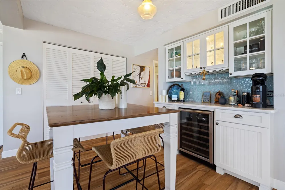 555 GULF WAY #6S St Pete Beach, FL 33706